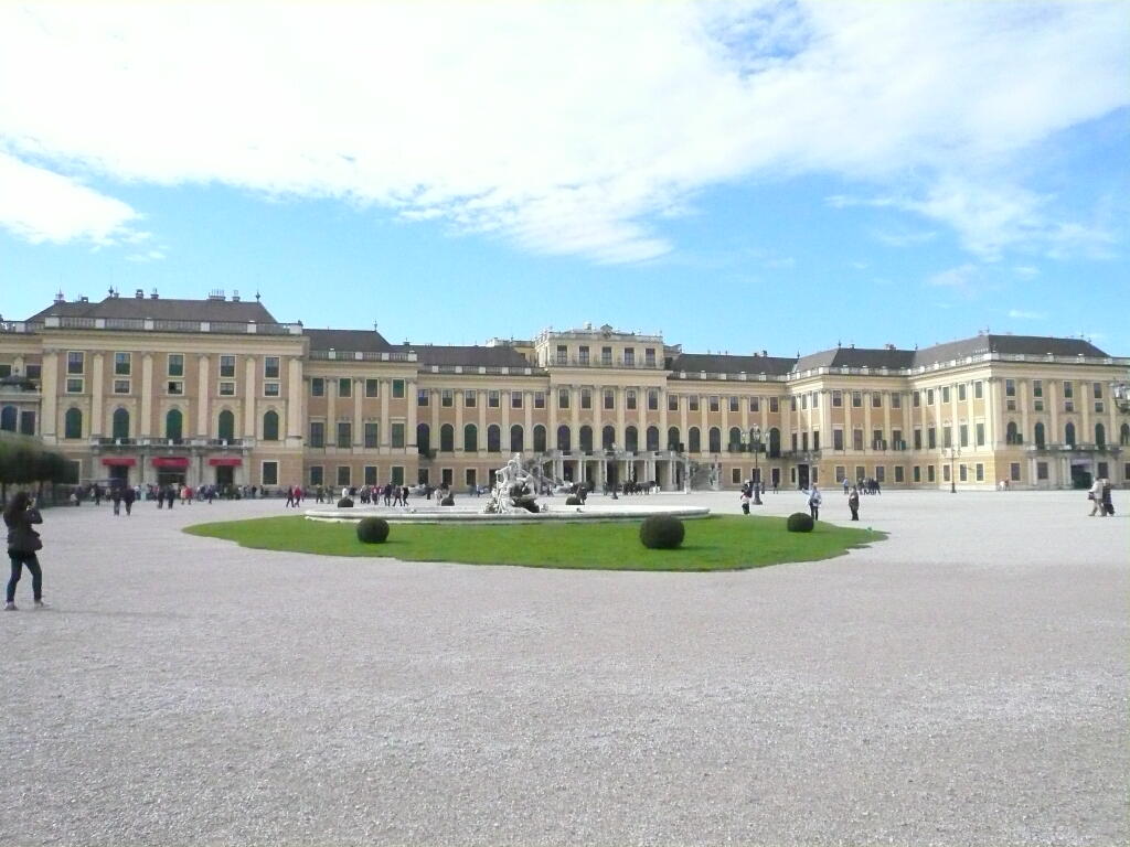 w_palace01.jpg
